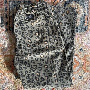 Vans Camo Print Elastic Pants